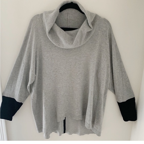 Verve Ami Sweaters - Verve Ami Black and Gray Cowl Neck Sweater size medium